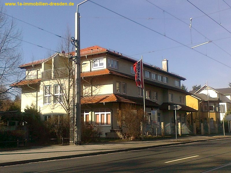 ML/321, Laden, Büro, Praxis, auf dem Weißen Adler