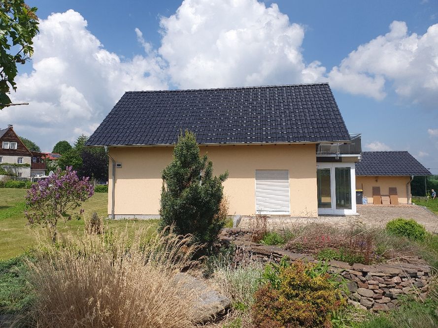 HM/Kling , Niedrigenergie EFH mit Doppelgarage