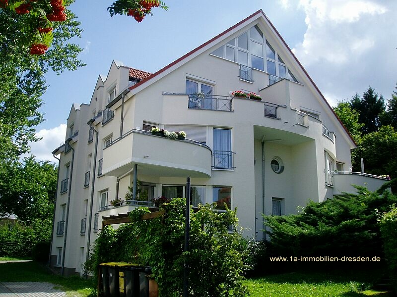 MW/735, 3 - Raumwohnung mit Balkon und Aussenstelplatz in DD-Bühlau 